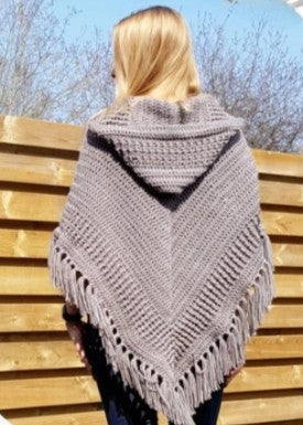 ✨ Twisted Hoody Poncho – Cozy Crochet Pattern (PDF)