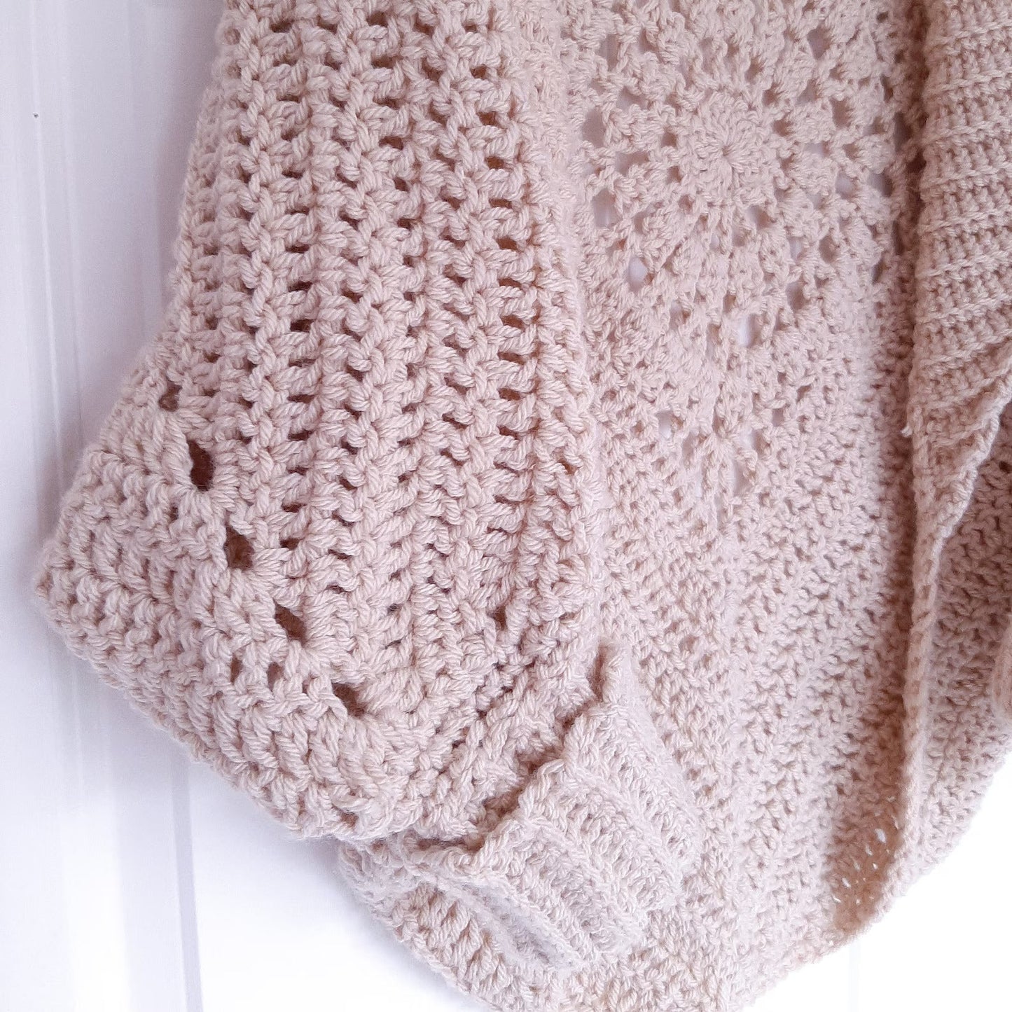 ✨ Dreamcatcher Crochet Shrug Pattern – XS to 4X (PDF) - Cielcraft