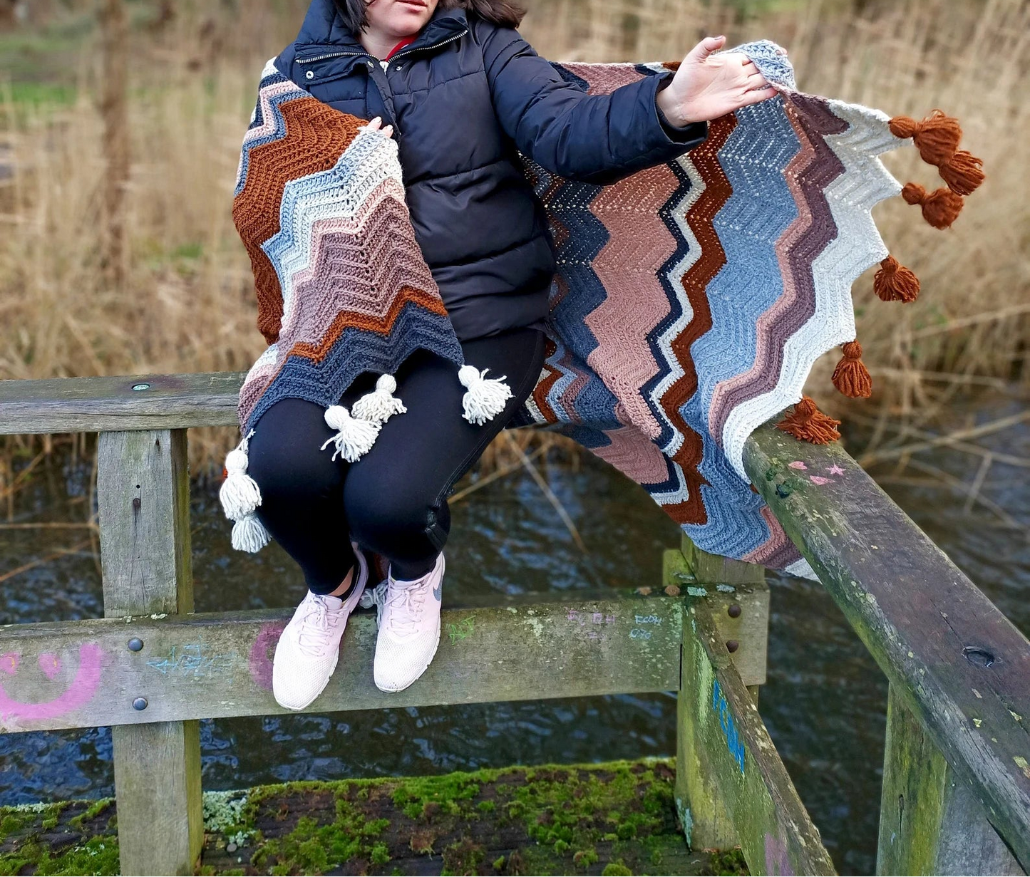 Cozy Chevron Blanket Crochet Pattern ✨ 15 Sizes Included 🧶
