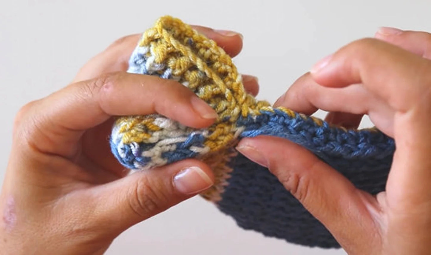 ✨ Easiest Crochet Slippers Ever – Beginner-Friendly PDF Pattern 🧶