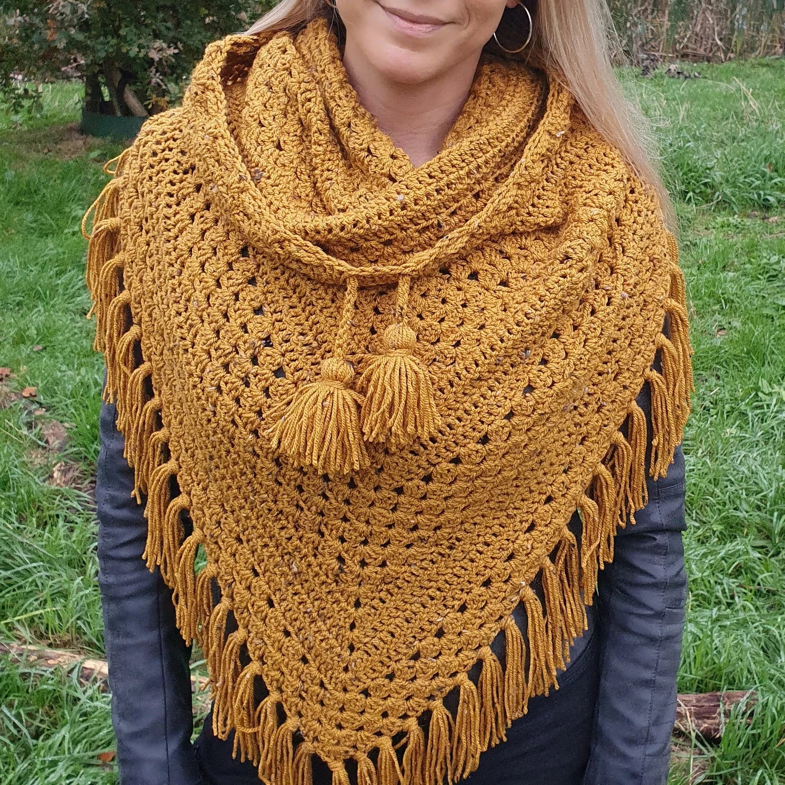 🍁 Pumpkin Pie Hooded Cowl – Warm & Chunky Crochet Pattern – Solena Craft
