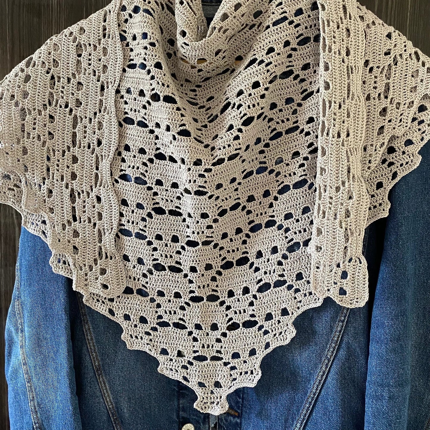💀 Lost Souls Skull Shawl – Crochet Pattern 🧶