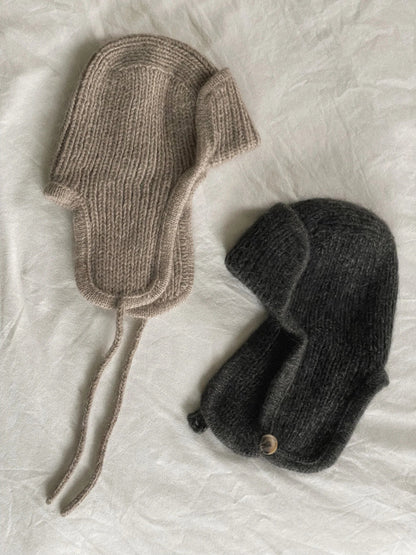 ❄️ Cozy Pilot Hat – Ribbed Knit Pattern (PDF)