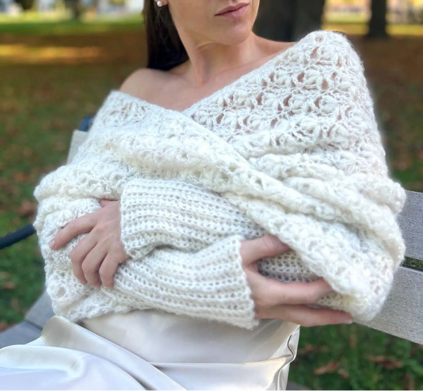 🌷 Beginner Crochet Sweater Scarf – Stylish & Quick to Make