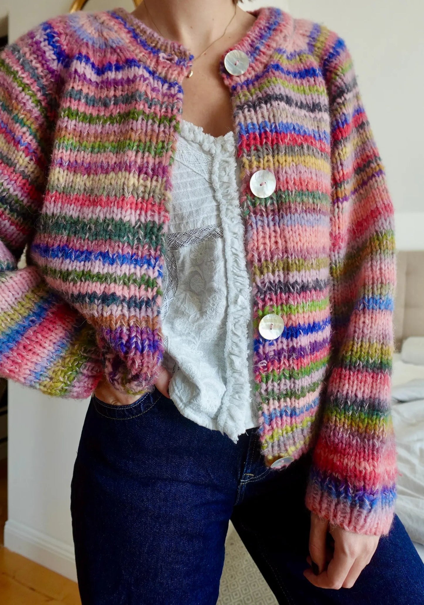 🧶 Beginner Knit Cardigan Pattern – Oversized Raglan Sweater