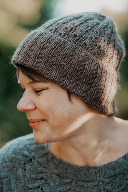 Cozy Koffieboon Hat Knitting Pattern PDF