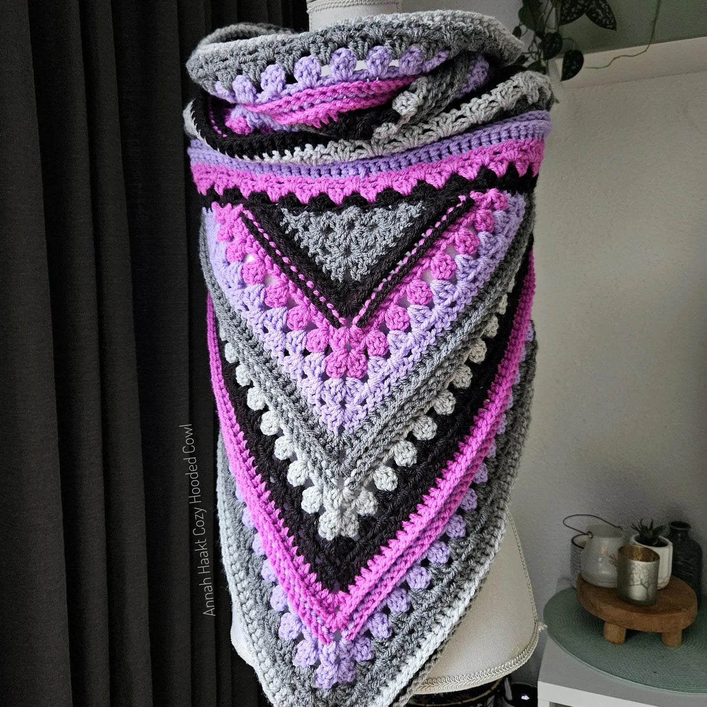 🧶 Boho Hooded Cowl – Beginner-Friendly Crochet Pattern
