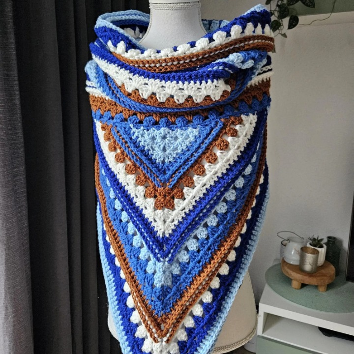 🧶 Boho Hooded Cowl – Beginner-Friendly Crochet Pattern