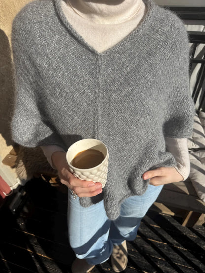 Oslo Poncho Knitting Pattern PDF
